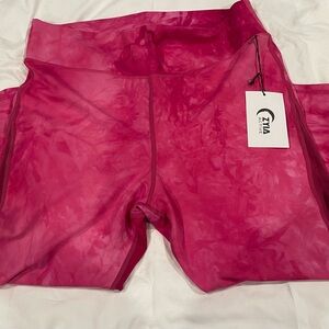 Zyia NWT Fuchsia Hendrix Mesh Light n Tight Hi Rise Capri 20”